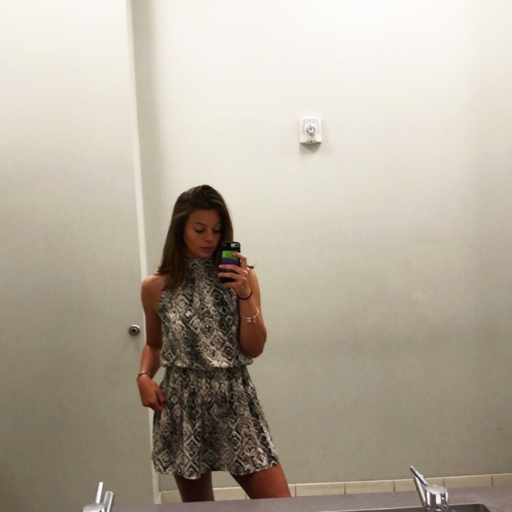 Meet your Posher, Lauren